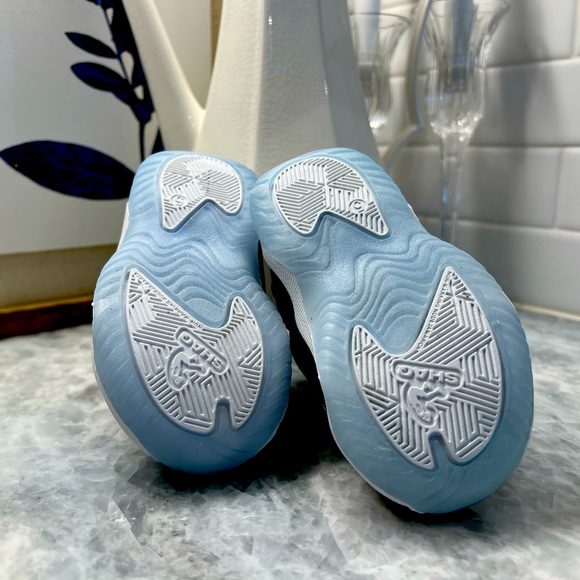 Shaquille O'Neal Other - Shaquille O'Neal's Toddle Basketball Sneakers